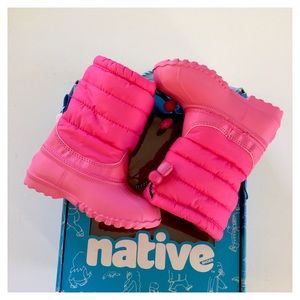 Hollywood Pink ‘Jimmy Puffy’ Snow Boots